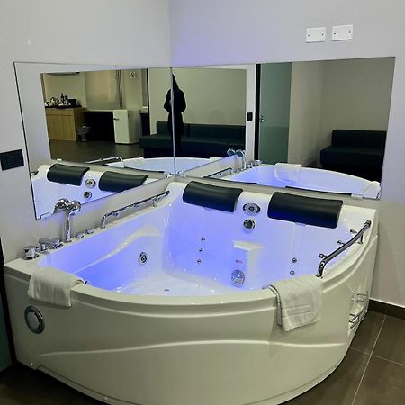 Smart Hotel Carpi Exteriör bild
